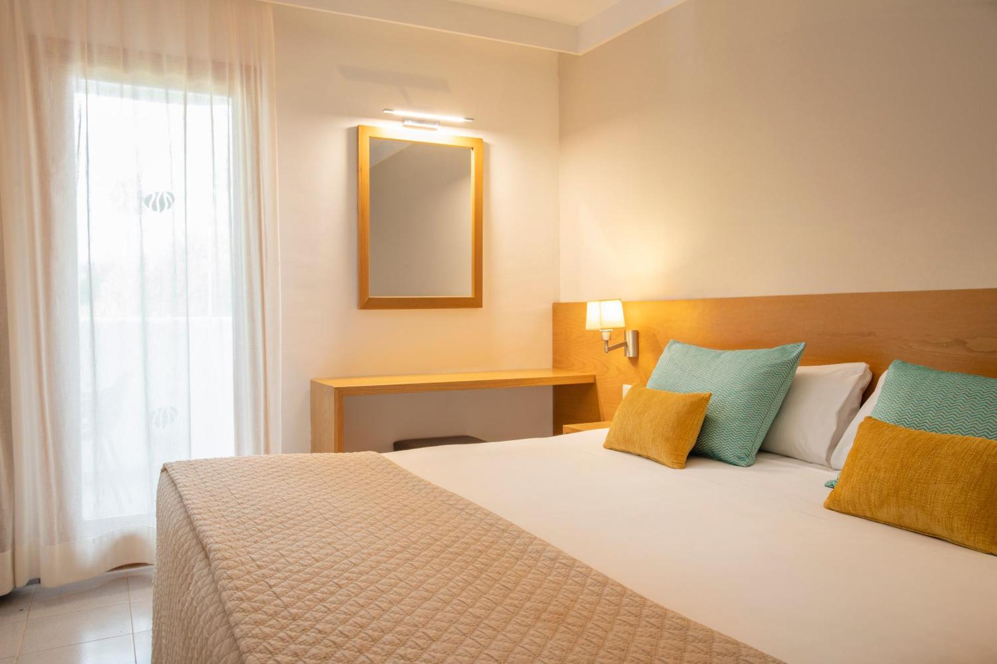 Aparthotel Inturotel Azul Garden 3*