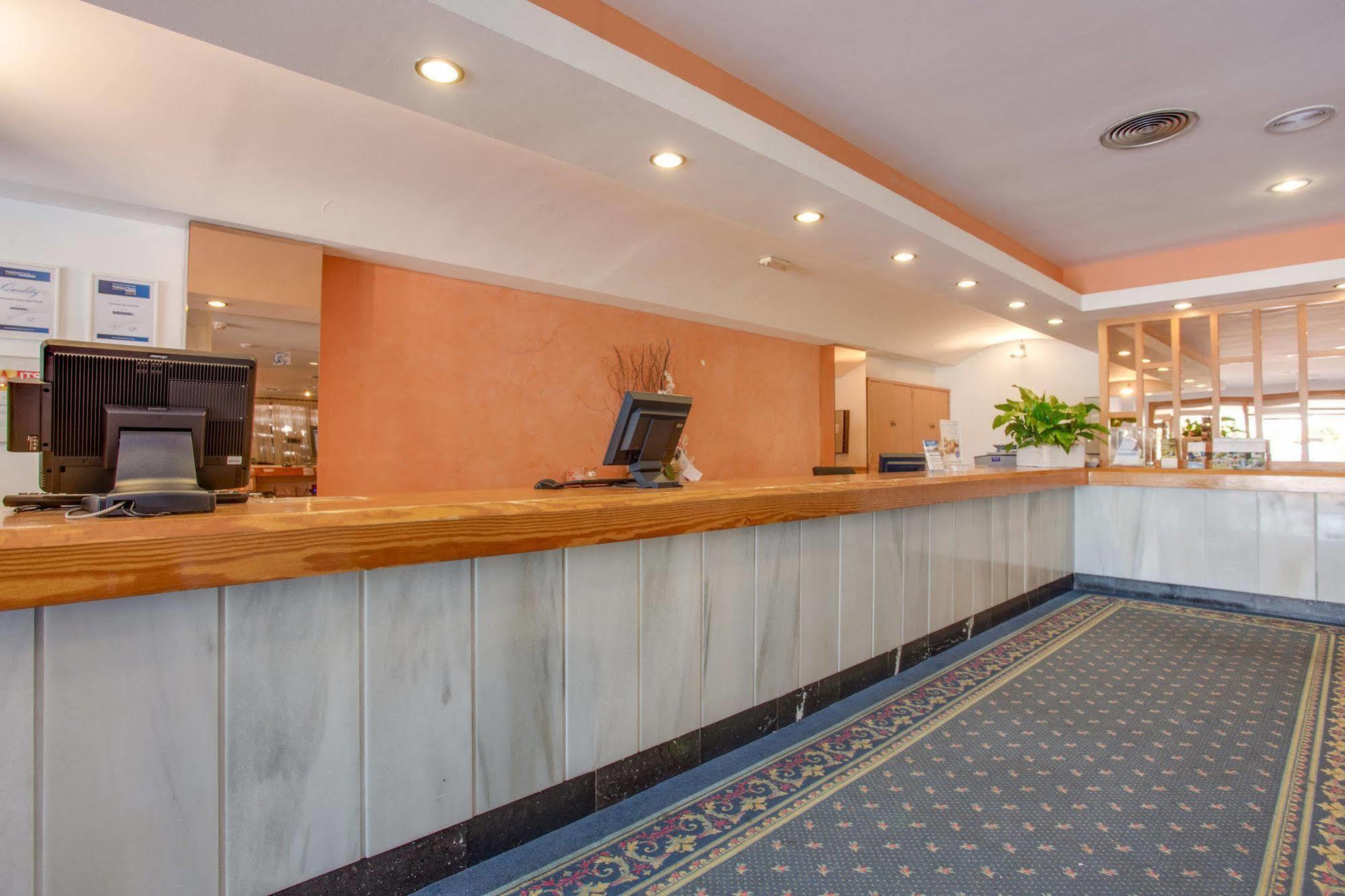 Inturotel Azul Garden Aparthotel 3*
